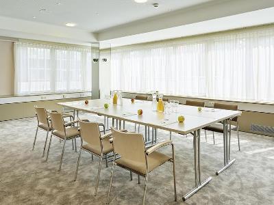 conference room - hotel schillerpark,member radisson individuals - linz, austria