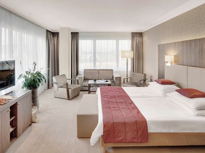 junior suite 1 - hotel schillerpark,member radisson individuals - linz, austria