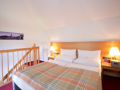 bedroom 4 - hotel arcotel castellani - salzburg, austria