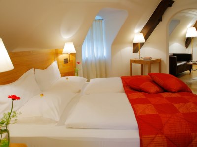 bedroom 7 - hotel arcotel castellani - salzburg, austria