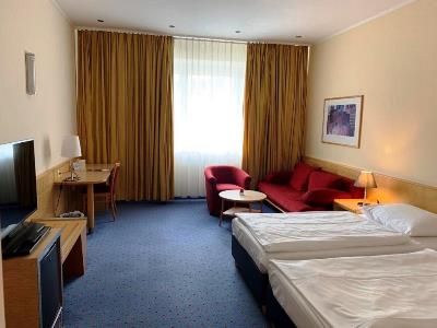 bedroom - hotel austria trend europa salzburg - salzburg, austria