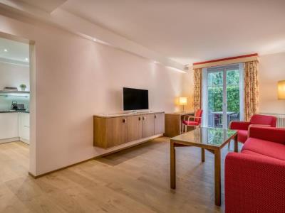 bedroom 6 - hotel sheraton grand salzburg - salzburg, austria