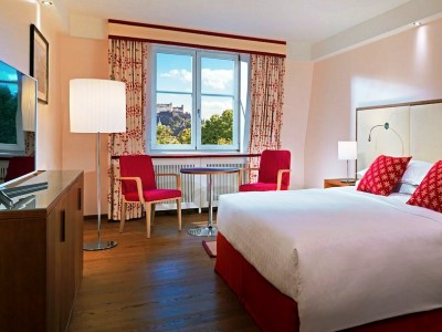 bedroom 2 - hotel sheraton grand salzburg - salzburg, austria