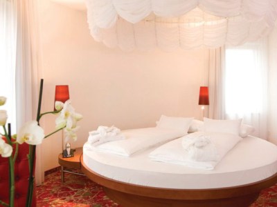 bedroom 2 - hotel arcotel kaiserwasser - vienna, austria