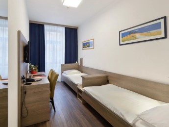 bedroom 4 - hotel lucia (non refund) - vienna, austria
