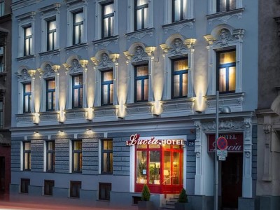 exterior view - hotel lucia (non refund) - vienna, austria