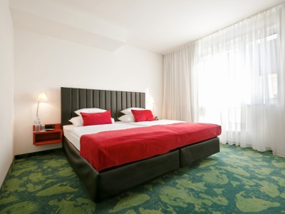 suite - hotel arcotel wimberger - vienna, austria