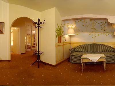 bedroom 3 - hotel heitzmann - zell am see, austria