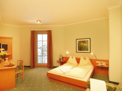 bedroom - hotel grand hotel - zell am see, austria
