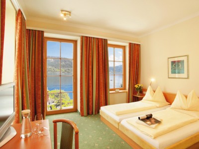 bedroom 1 - hotel grand hotel - zell am see, austria
