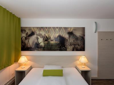 bedroom - hotel life hotel vienna airport - fischamend, austria