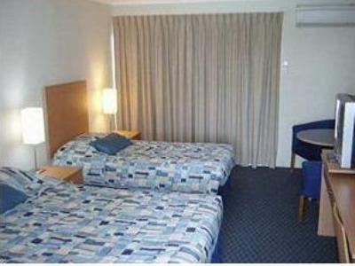 bedroom 1 - hotel best western airport 85 motel - brisbane, australia