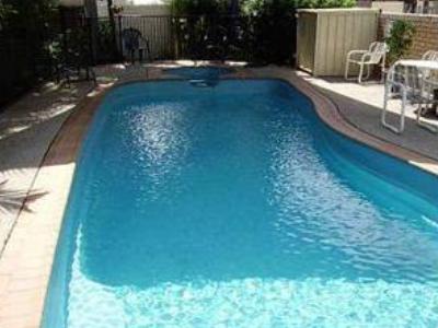 outdoor pool 1 - hotel best western airport 85 motel - brisbane, australia
