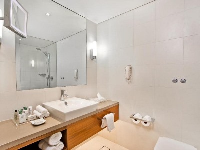 bathroom - hotel hilton brisbane - brisbane, australia