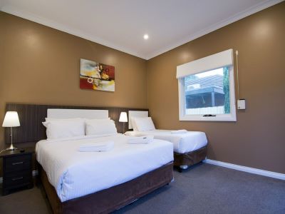bedroom 1 - hotel best western plus buckingham int'l - melbourne, australia