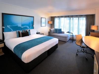 bedroom 1 - hotel novotel melbourne on collins - melbourne, australia