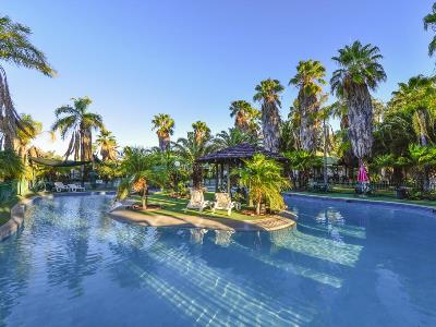 outdoor pool - hotel desert palms alice springs - alice springs, australia