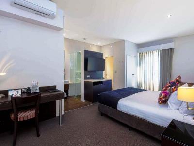 bedroom 4 - hotel club wyndham perth, trademark collection - perth, australia