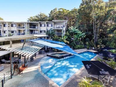 outdoor pool - hotel club wyndham coffs harbour - coffs harbour, australia