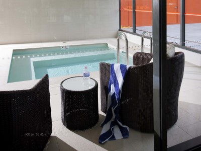 indoor pool - hotel novotel newcastle beach - newcastle, australia