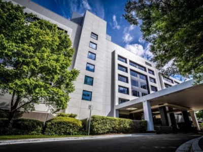 exterior view - hotel crowne plaza canberra - canberra, australia