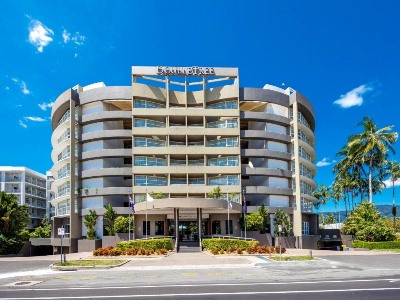 exterior view - hotel doubletree by hilton cairns - cairns, australia