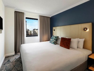 bedroom - hotel club wyndham sydney,trademark collection - sydney, australia