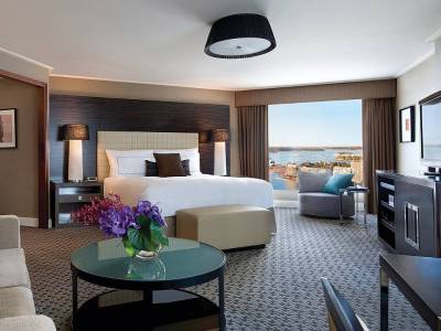 bedroom 1 - hotel four seasons - sydney, australia