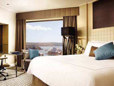 bedroom 4 - hotel four seasons - sydney, australia