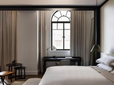 bedroom - hotel capella sydney - sydney, australia