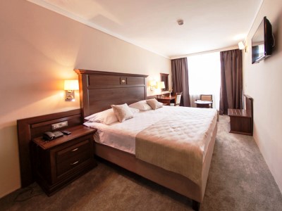 bedroom - hotel grand hotel neum - neum, bosnia and herzegovina