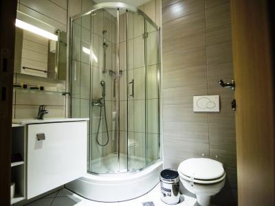 bathroom - hotel herceg - medjugorje, bosnia and herzegovina