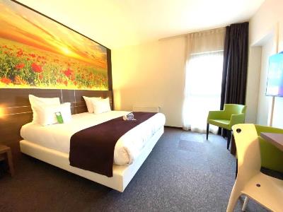 bedroom 1 - hotel hotel-restaurant horizon ath-lessines - ghislenghien, belgium