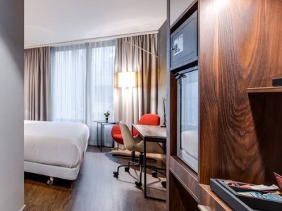 bedroom 1 - hotel nh collection antwerp centre - antwerp, belgium