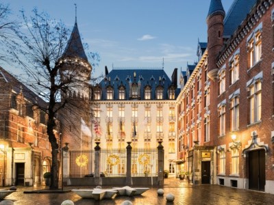 exterior view - hotel dukes' palace - bruges, belgium