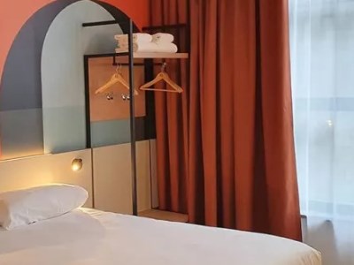 bedroom - hotel b and b hotel hasselt - hasselt, belgium