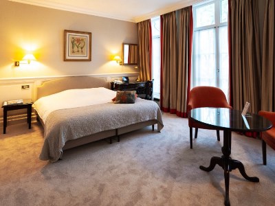 bedroom 1 - hotel damier - kortrijk, belgium