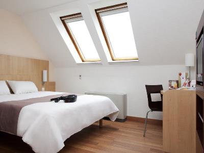 bedroom 3 - hotel ibis leuven centrum - leuven, belgium