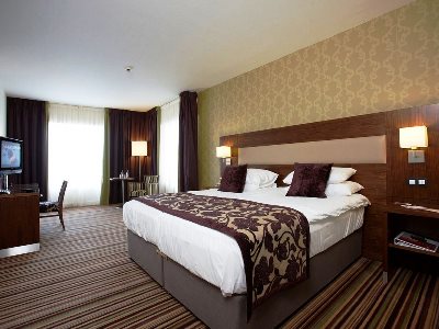 bedroom 3 - hotel mercure liege city centre - liege, belgium