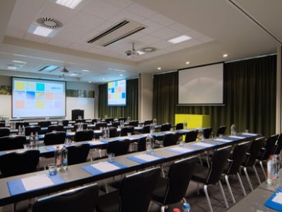 conference room 1 - hotel park inn by radisson liege airport - liege, belgium
