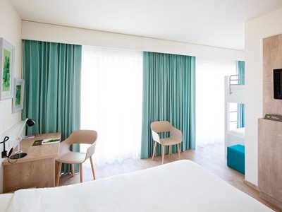 bedroom 2 - hotel ibis styles nieuwpoort - nieuwpoort, belgium