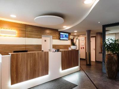 lobby - hotel aero44 hotel charleroi airport - gosselies, belgium