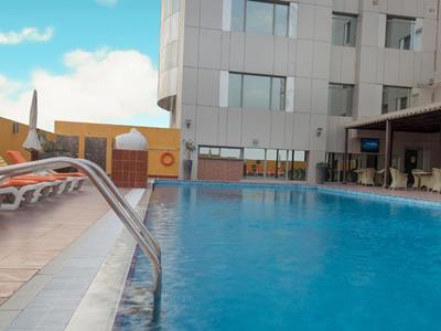 outdoor pool - hotel the k hotel bahrain - manama, bahrain