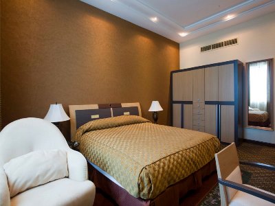 bedroom - hotel elite resort and spa - manama, bahrain