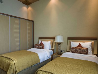 bedroom 1 - hotel elite resort and spa - manama, bahrain