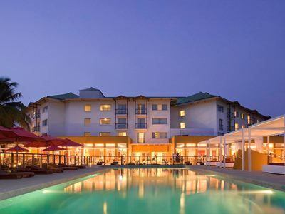 outdoor pool - hotel novotel cotonou orisha - cotonou, benin