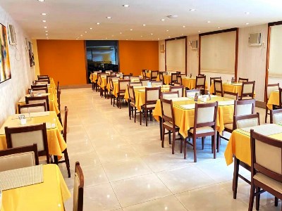 restaurant - hotel tryp by wyndham barra parque olimpico - rio de janeiro, brazil