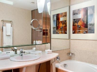 bathroom - hotel hilton sao paulo morumbi - sao paulo, brazil