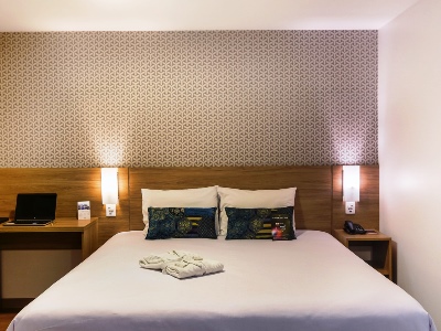 bedroom - hotel mercure curitiba 7 de setembro - curitiba, brazil