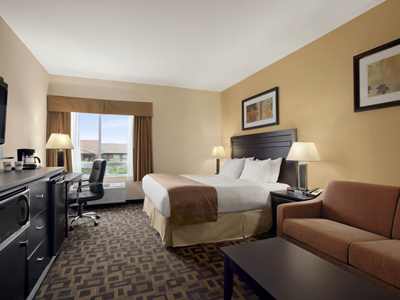 bedroom 1 - hotel days inn suite winnipeg airport manitoba - winnipeg, canada